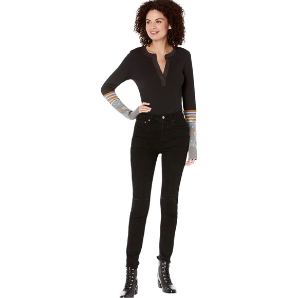 Free People Black and Gray V-Neck Blouse - Picture 12 of 13